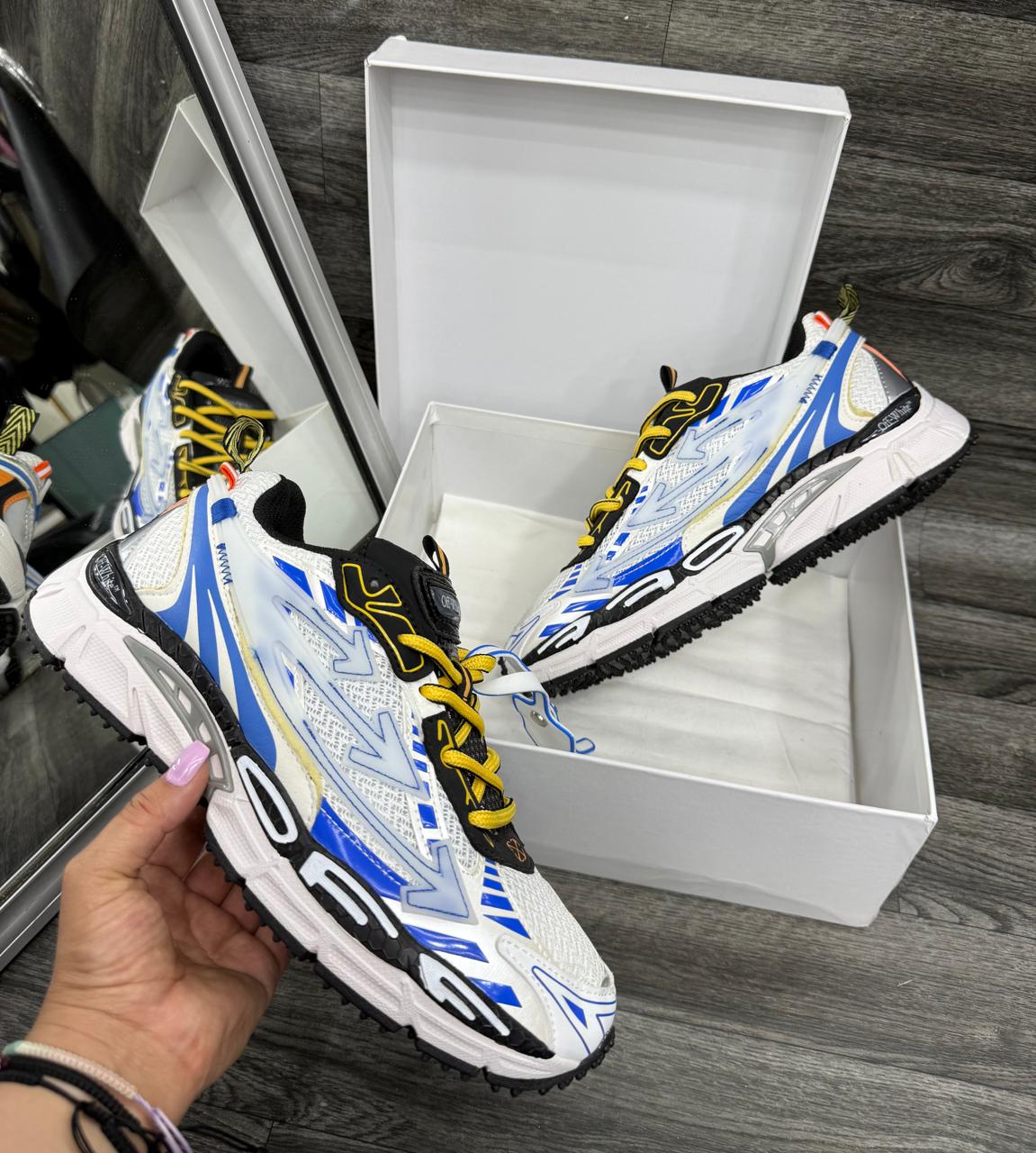 OFF WHITE - CABALLERO